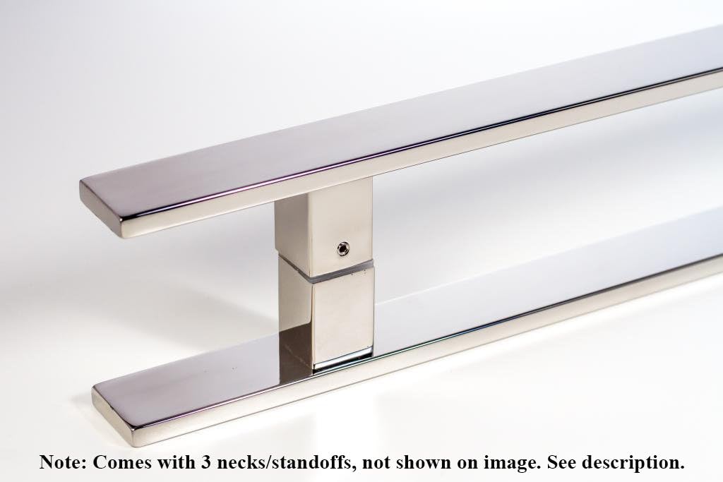 Puerta metal corrediza con manija inox y vidrio