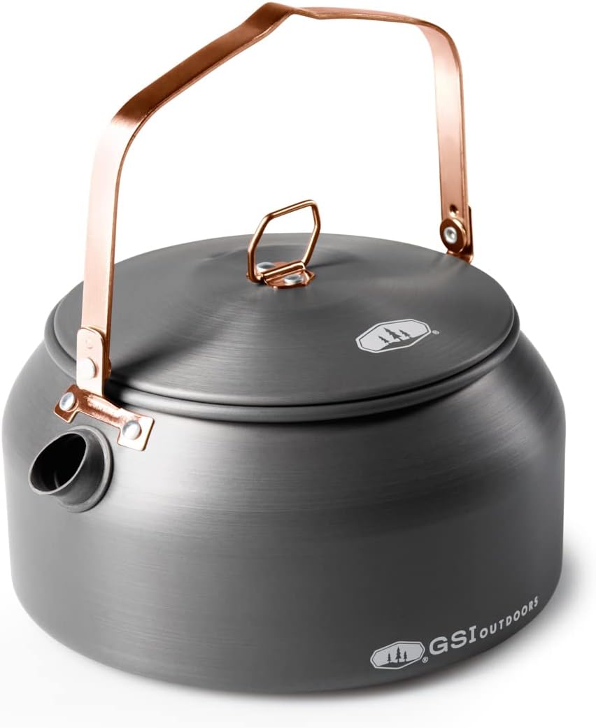 Hervidor mochilero ultraligero y set comer