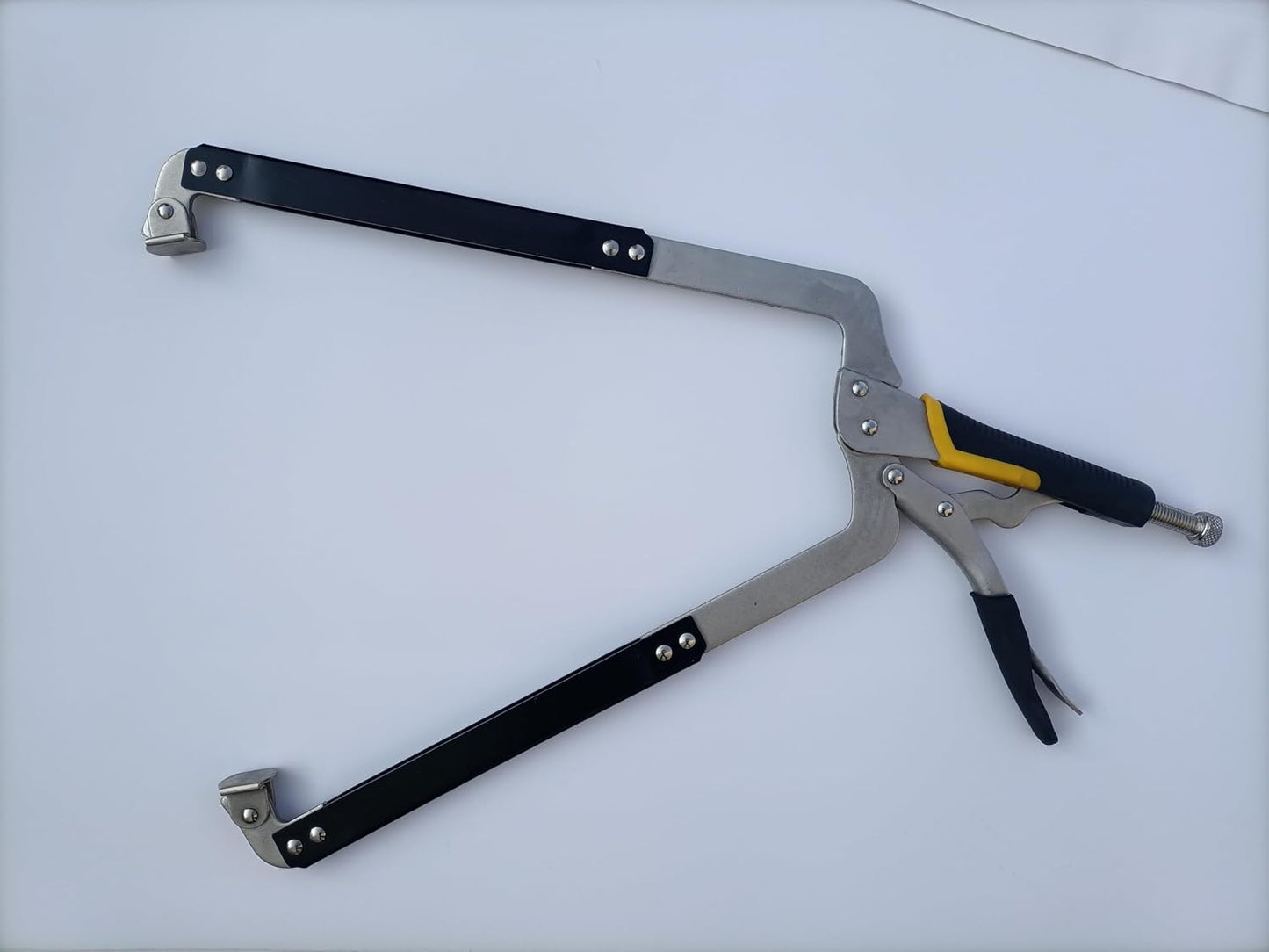 Abrazadera C para almohadillas giratorias 22pulg