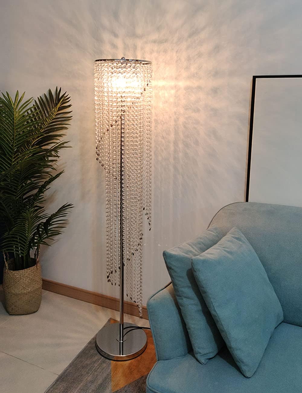 Lámpara piso cristal plateado forma S acabado cromado