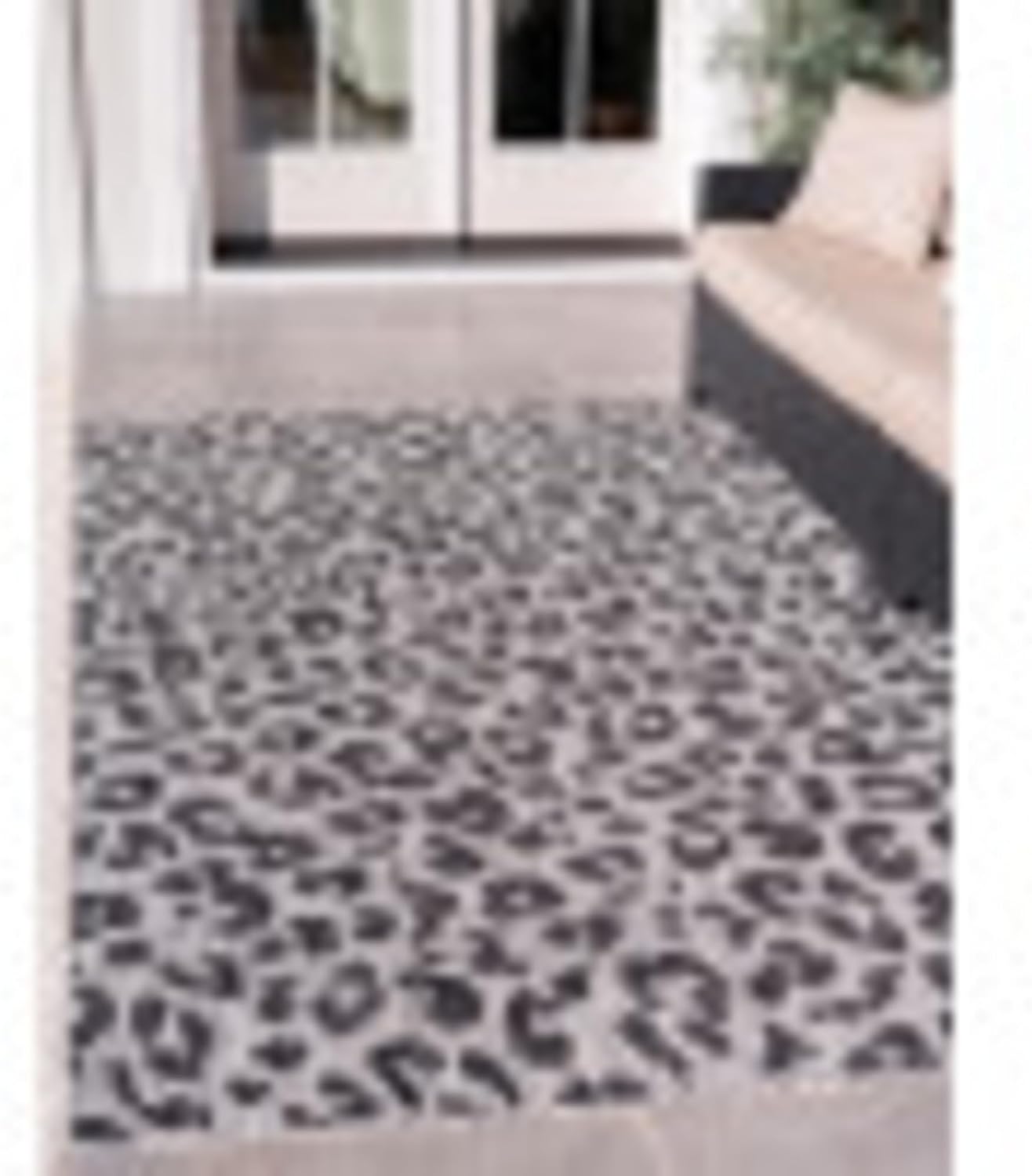 Alfombra área leopardo 6'1x9' gris claro