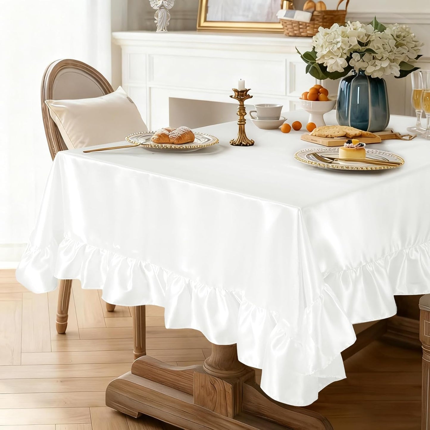 Mantel Satén Blanco Rectangular 60x102pulg Festoneado
