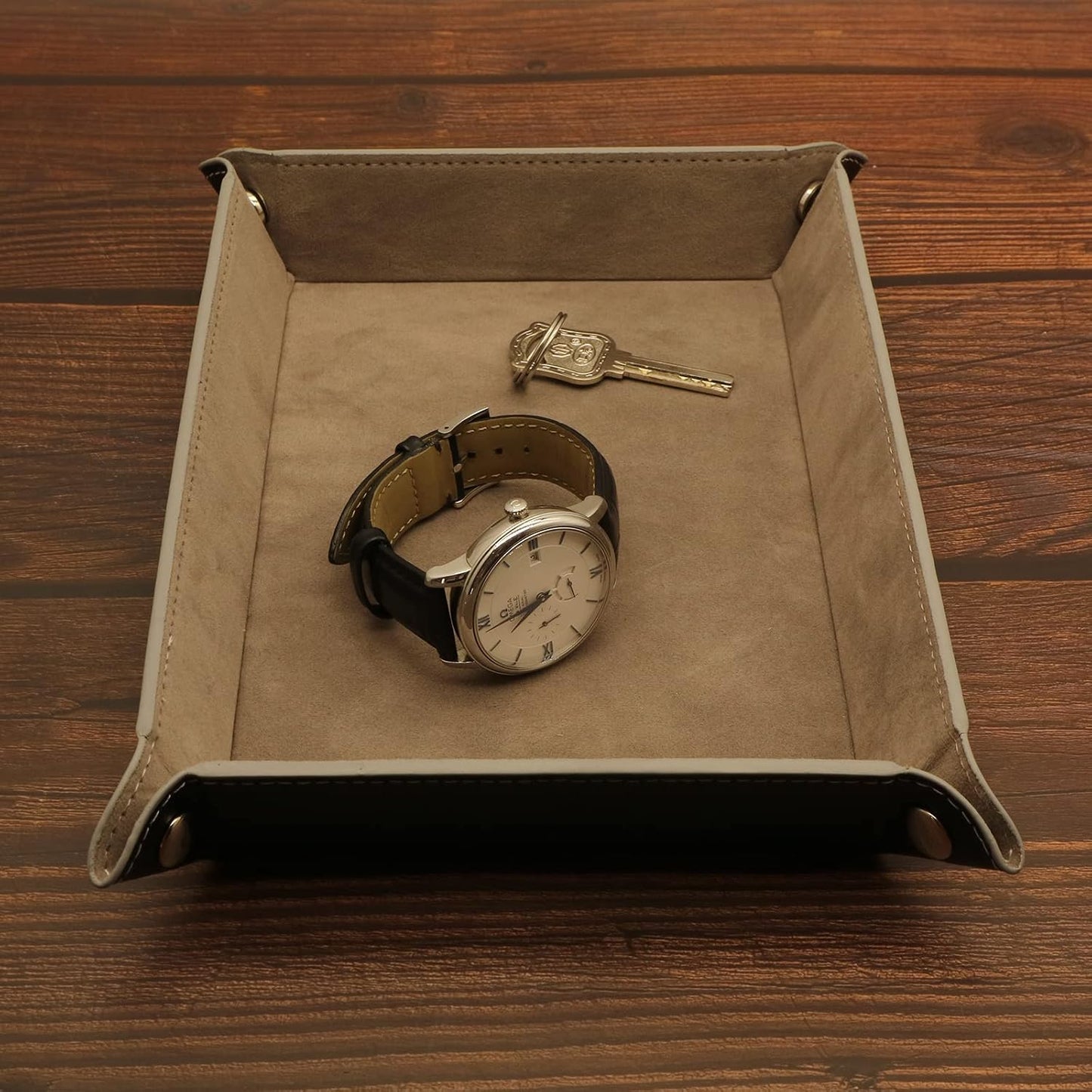 Organiz. valet para joyas, carteras, relojes, llaves, teléfonos