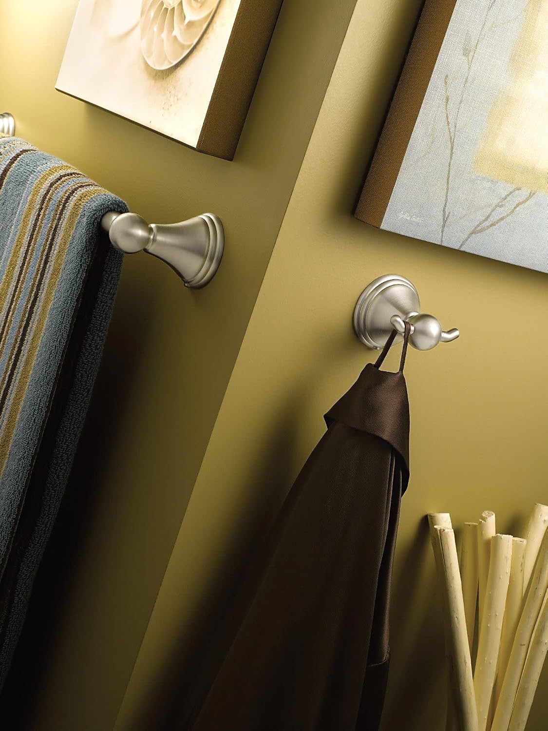 Barral para toalla baño Moen Preston DN8424BN