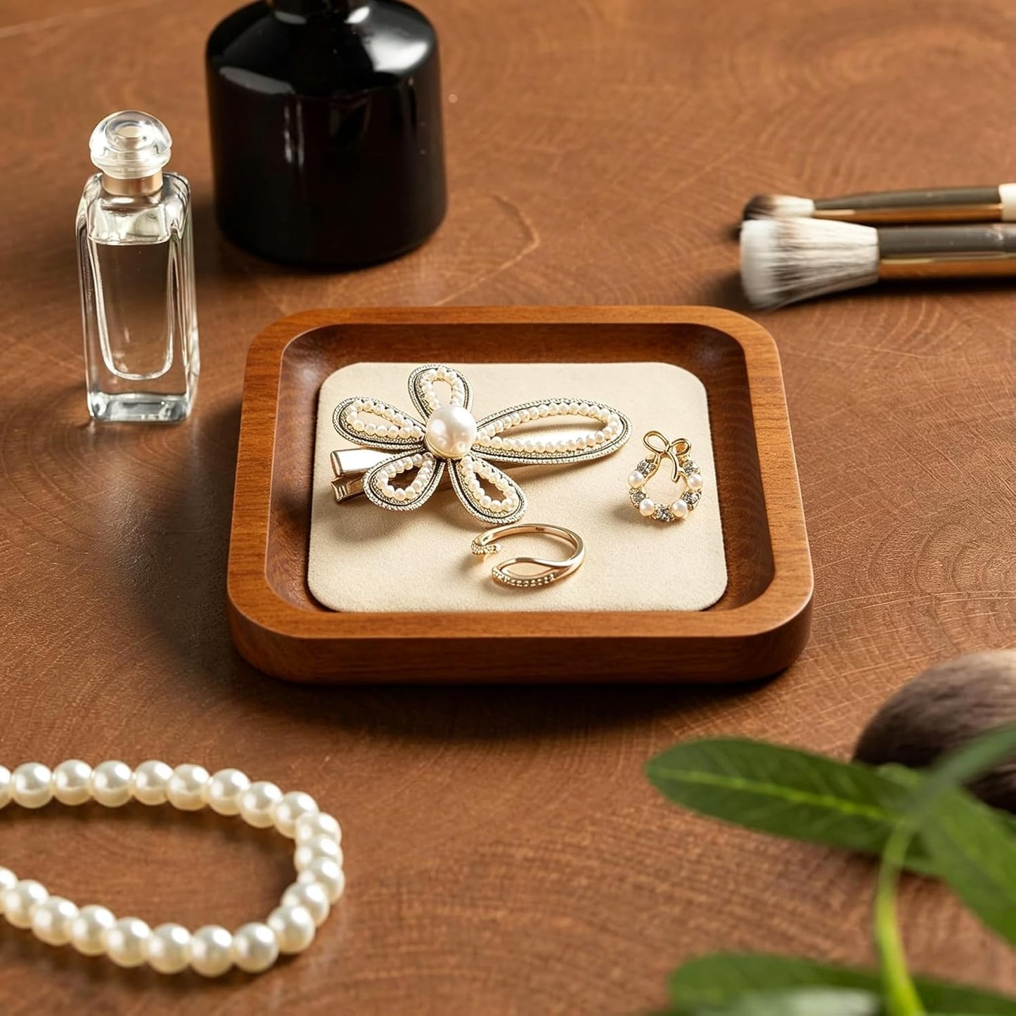 Bandeja madera redondeada para anillos y relojes apilable