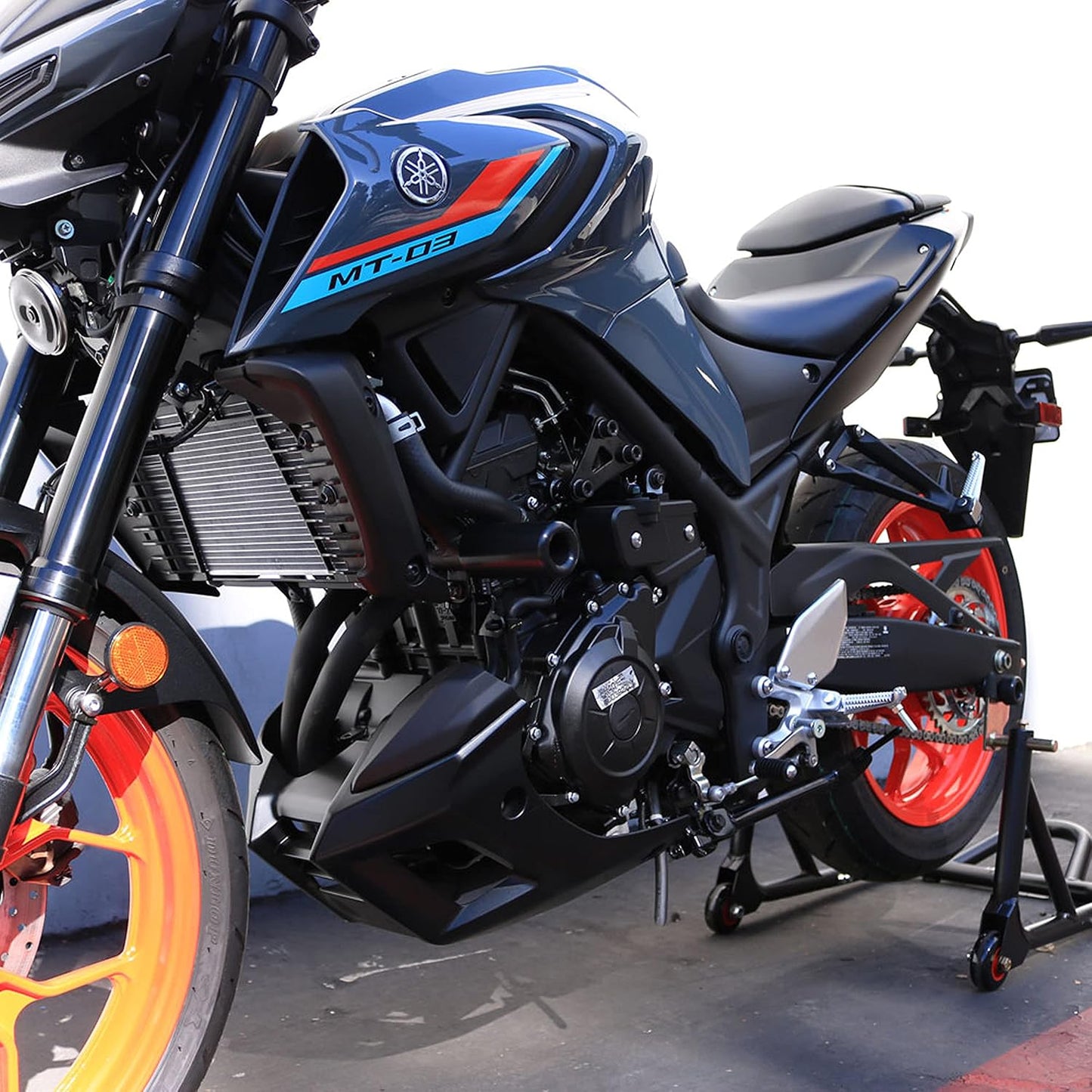 Marco deslizante negro Yam MT-03 750-6149