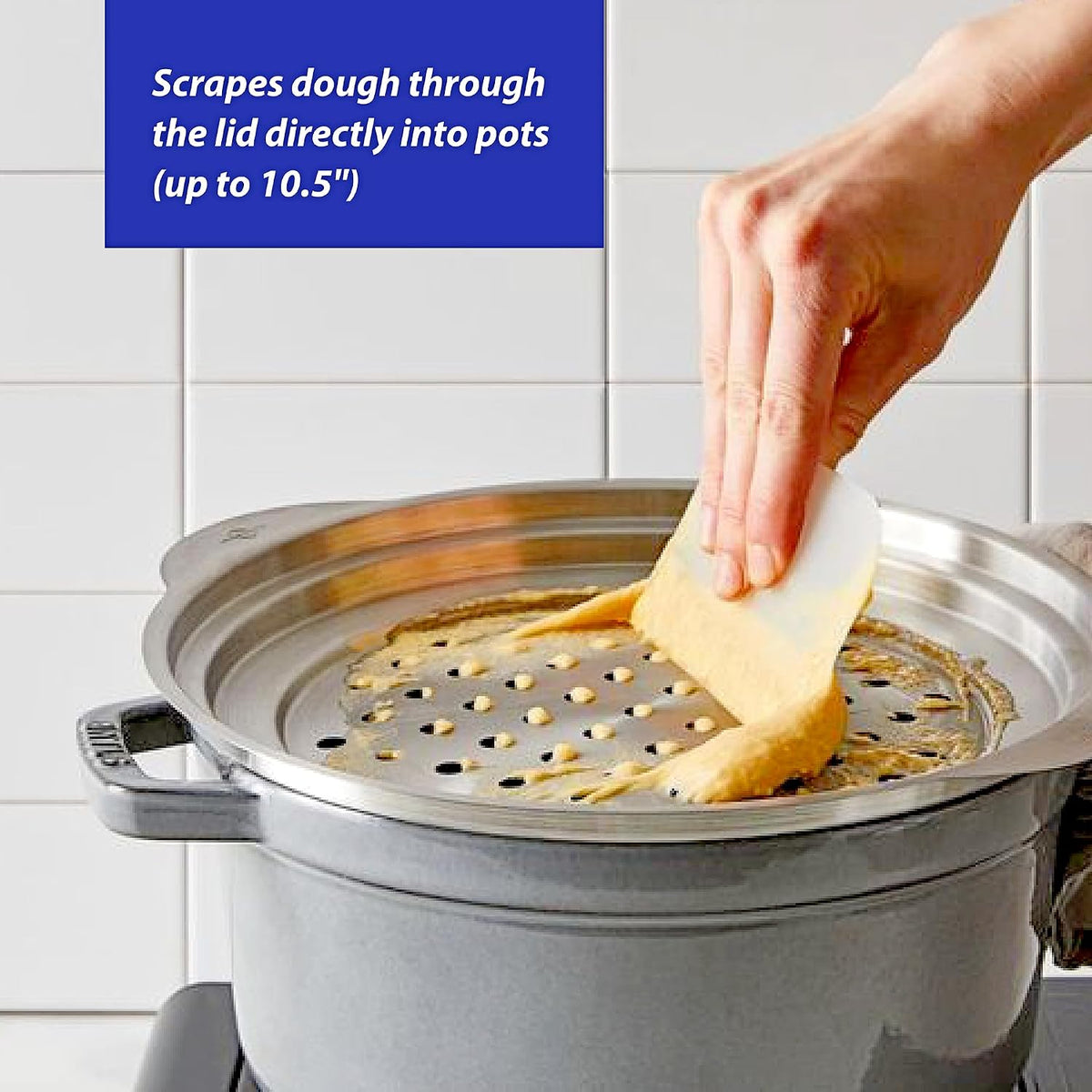 Tapa para hacer albóndigas de fideos con raspador 10.5pulg