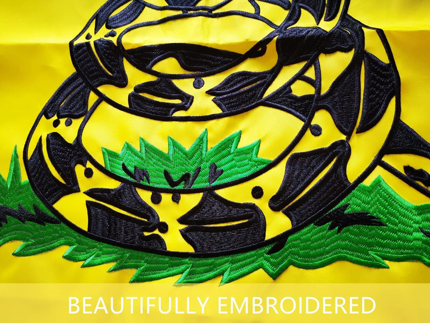 Bandera Gadsden 3x5ft bordada 210D Oxford color serpiente