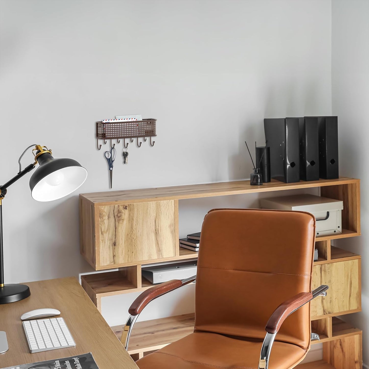 Organiz. llaves y correo pared bronce