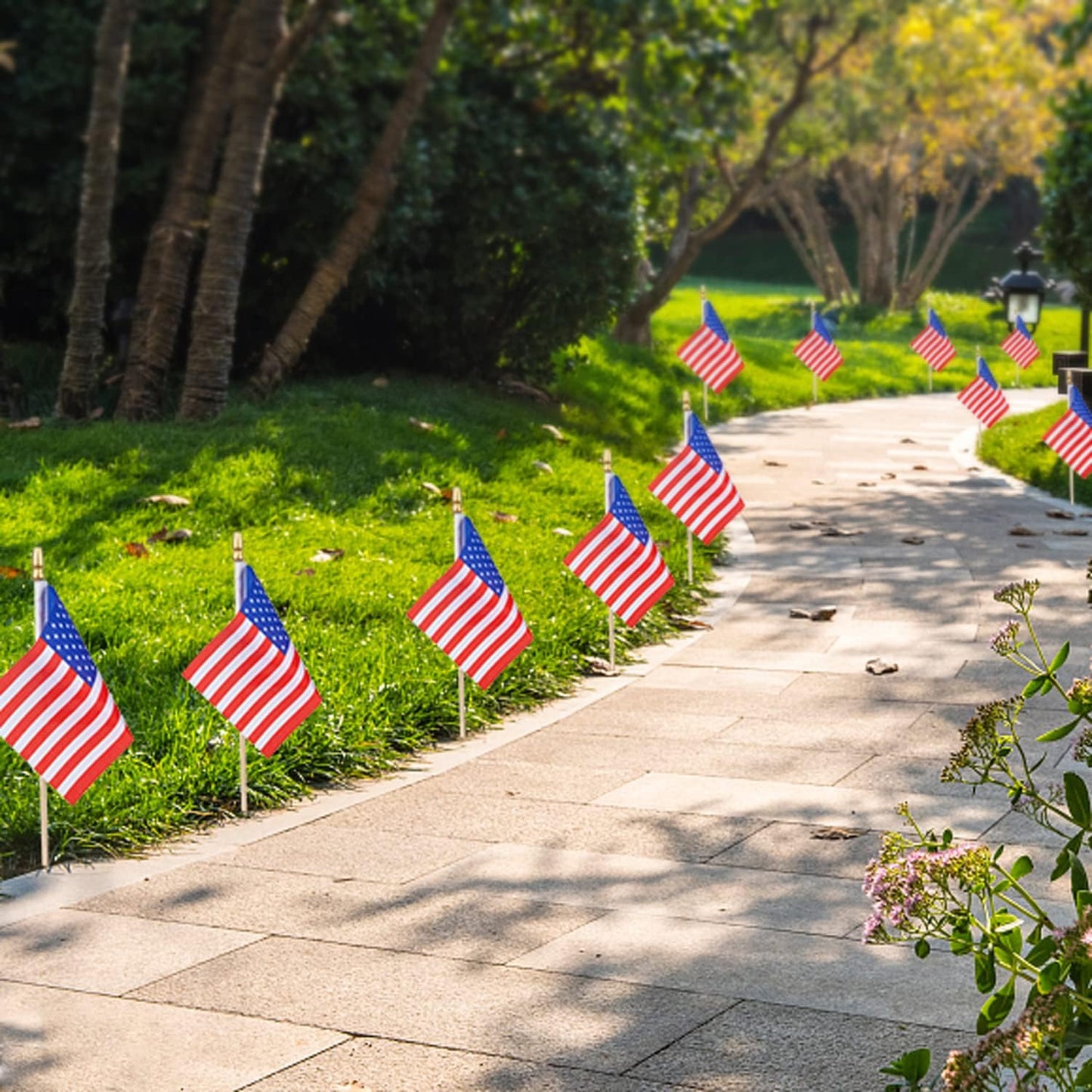 40 Banderas Americanas en Palo 4x6" Decoración 4 Julio