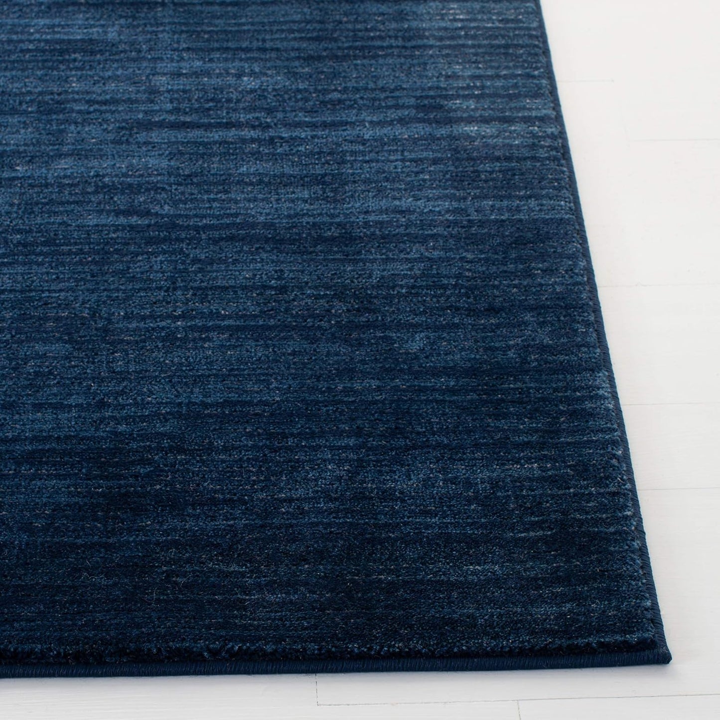 Tapete moderno azul marino 2'2"x4'