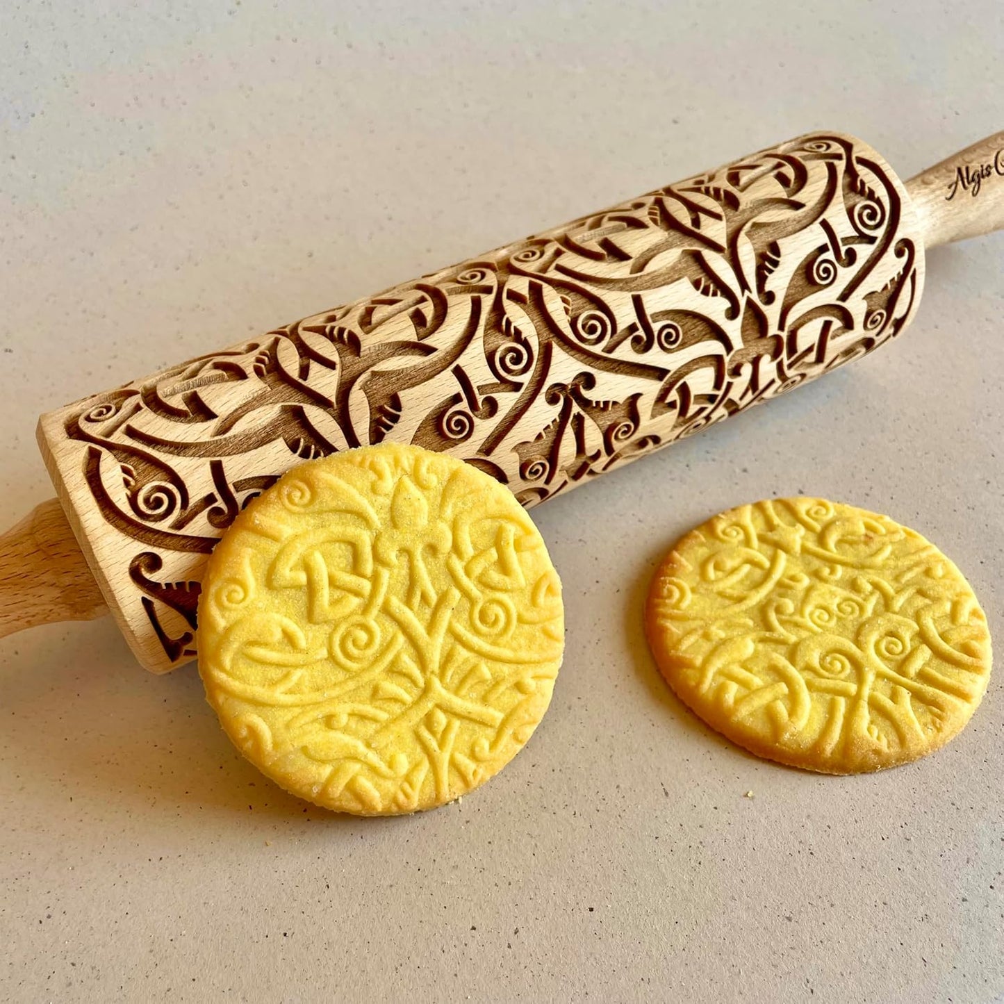 Rodillo masa patrón trébol y flor de lis
