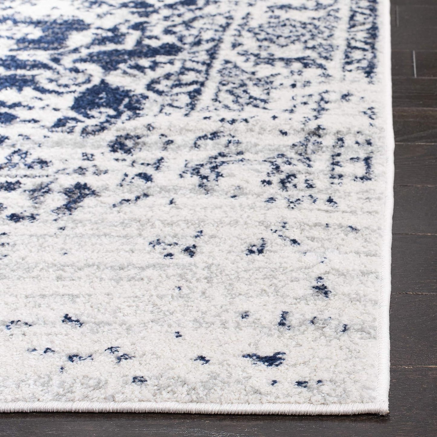 Tapete Madison crema/azul marino 2'3"x4'