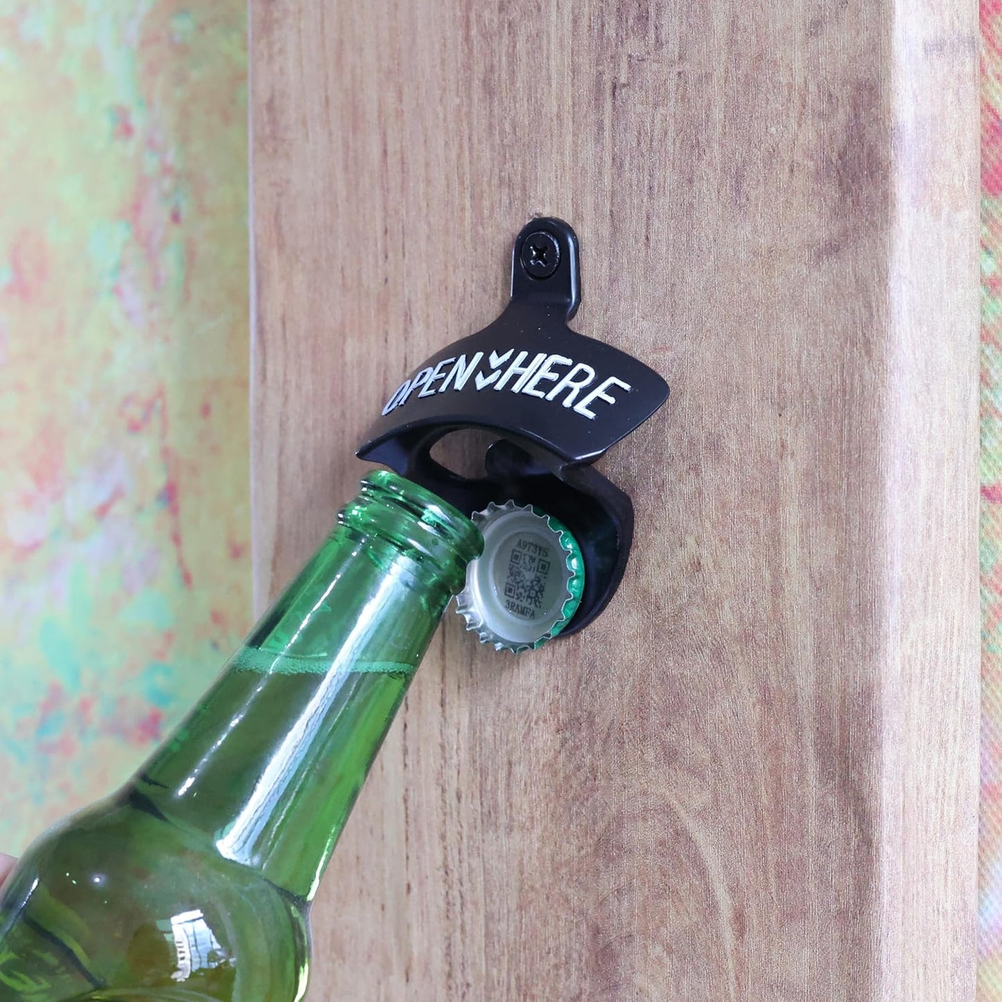 Abrebotellas magnético pared negro con blanco para bar y hogar