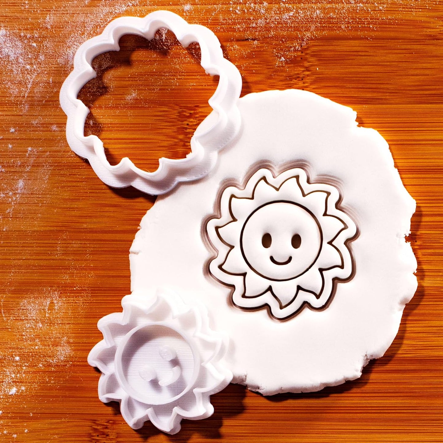 Juego mini cortadores galletas sellos Smiley Sunshine