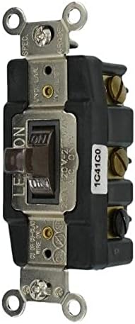 Interruptor CA doble polo 20A 120V marrón