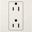 Toma duplex Lutron 15A color bizcocho
