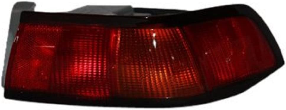 Luz trasera derecha comp Toyota Camry 97-99