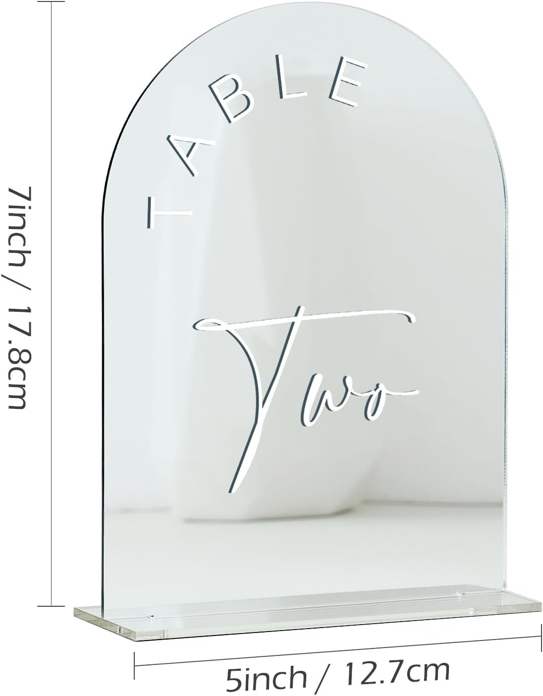 Mesa boda arco plateado con números 1-10 y espejo
