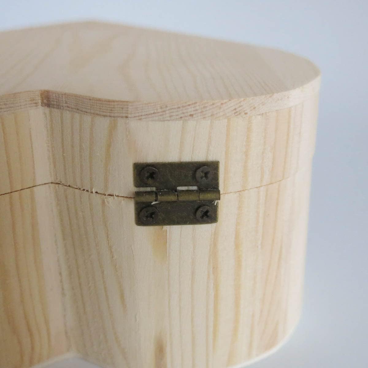 Caja regalo madera corazón para joyas y accesorios
