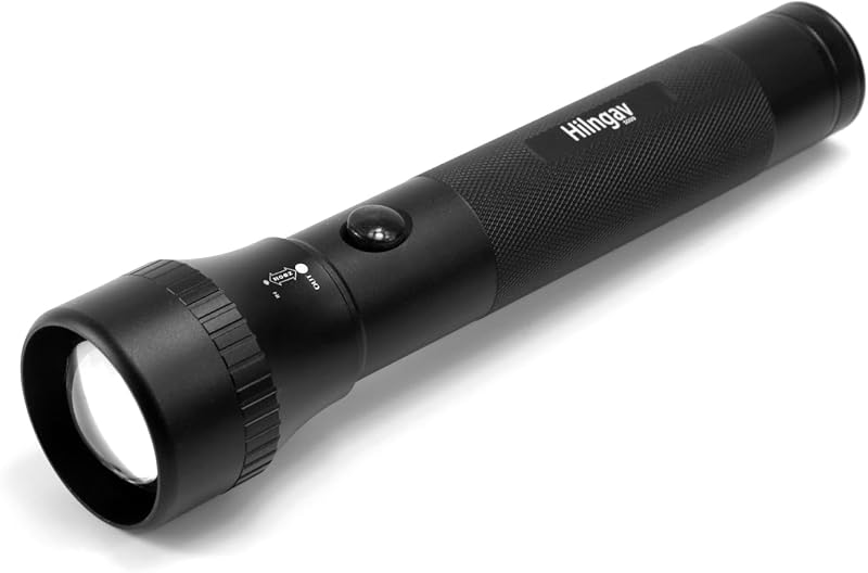 Linterna LED de aluminio resistente con zoom para aventuras
