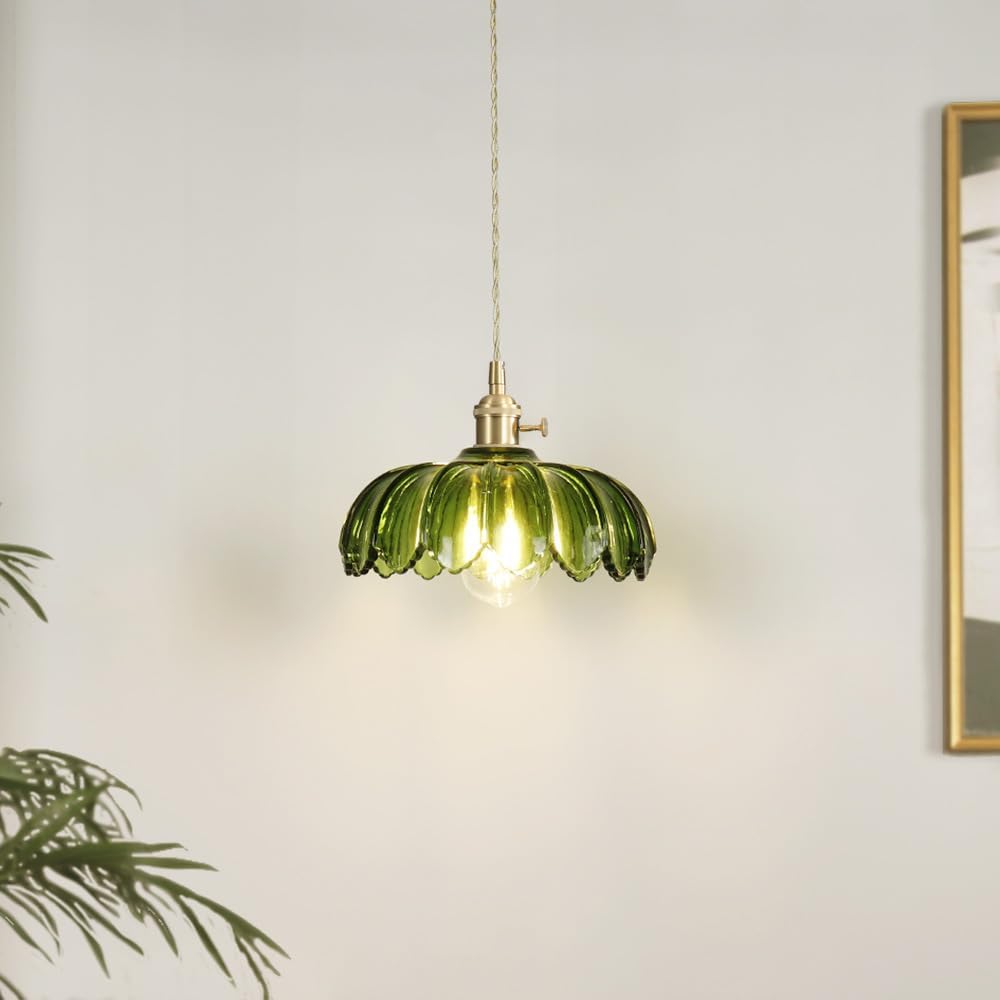 Lámpara colgante enchufe pantalla cristal verde latón cocina