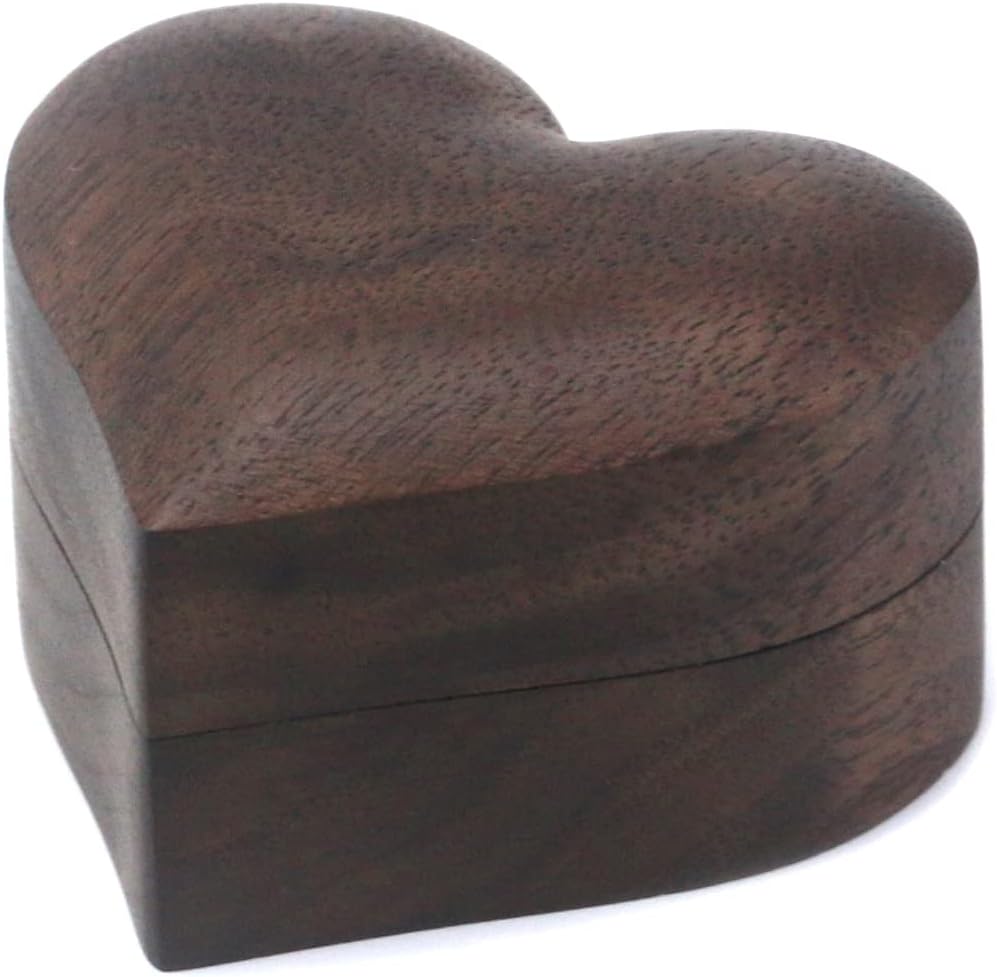 Caja anillo madera nogal negro terciopelo corazón
