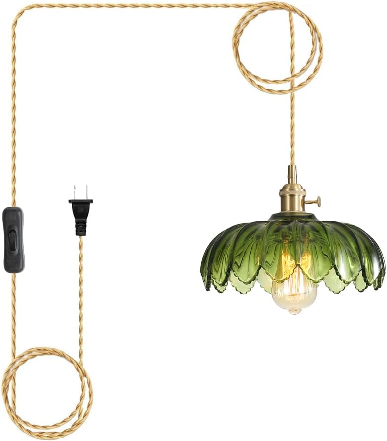 Lámpara colgante enchufe pantalla cristal verde latón cocina