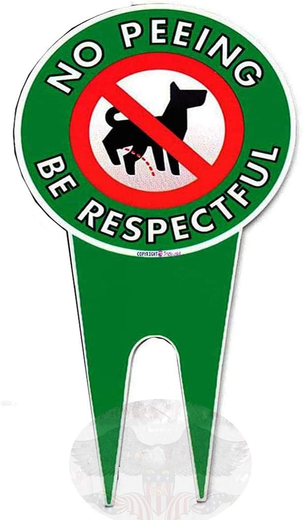 Letrero césped texto inglés no peeing be respectful