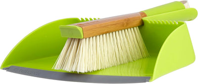 Set escoba y recogedor plástico verde