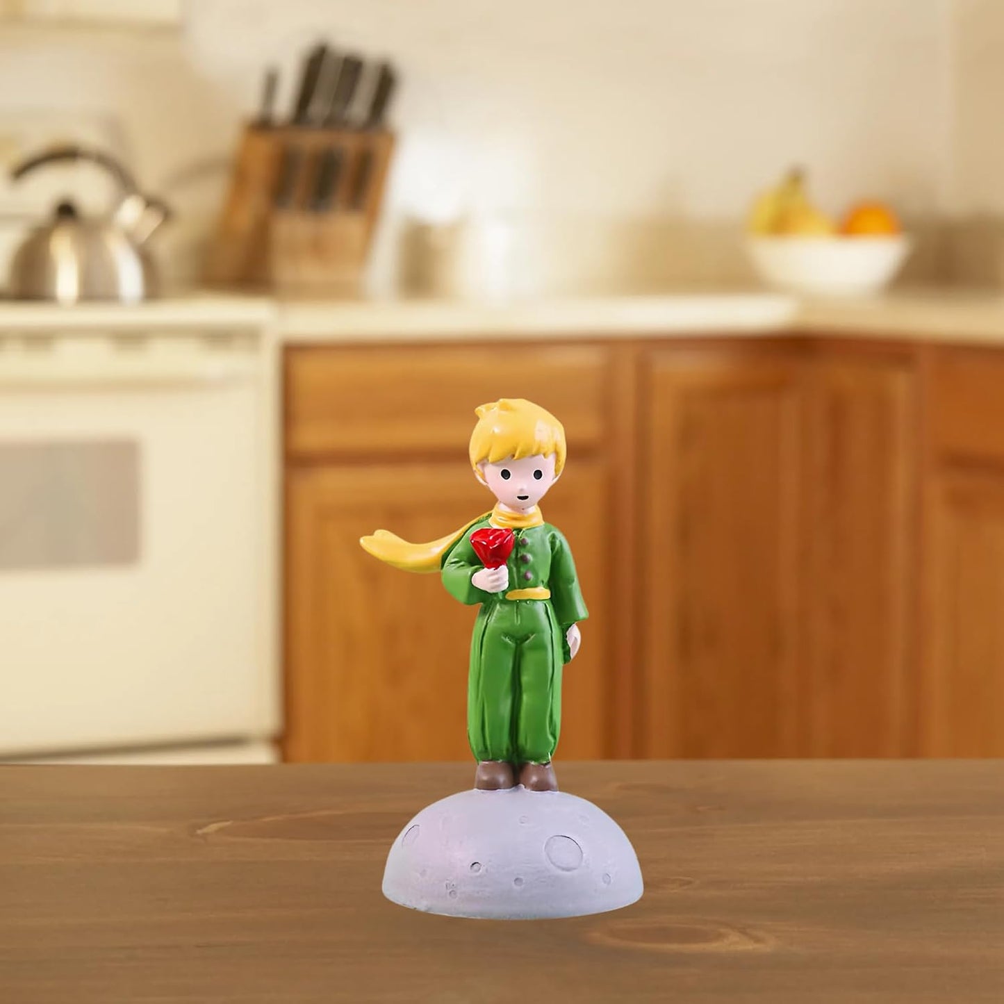 Decoración tablero coche figuras anime príncipe planeta