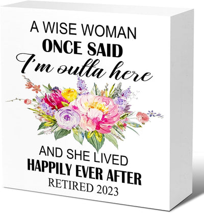 Cartel madera texto inglés regalo jubilación mujer