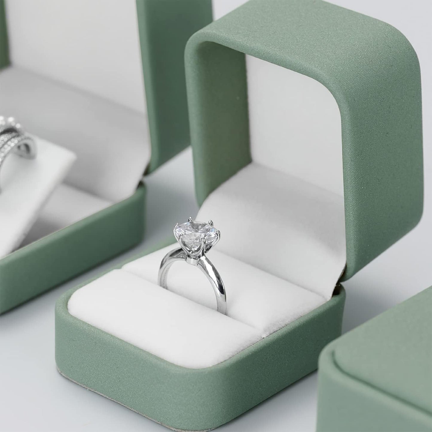 Caja anillo cuero verde oliva para propuesta