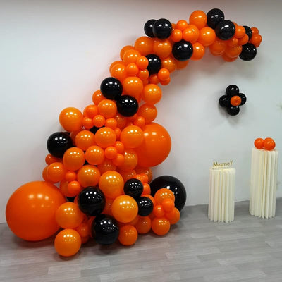Guirnalda globos látex naranja y negro 163pzas 18-5pulg