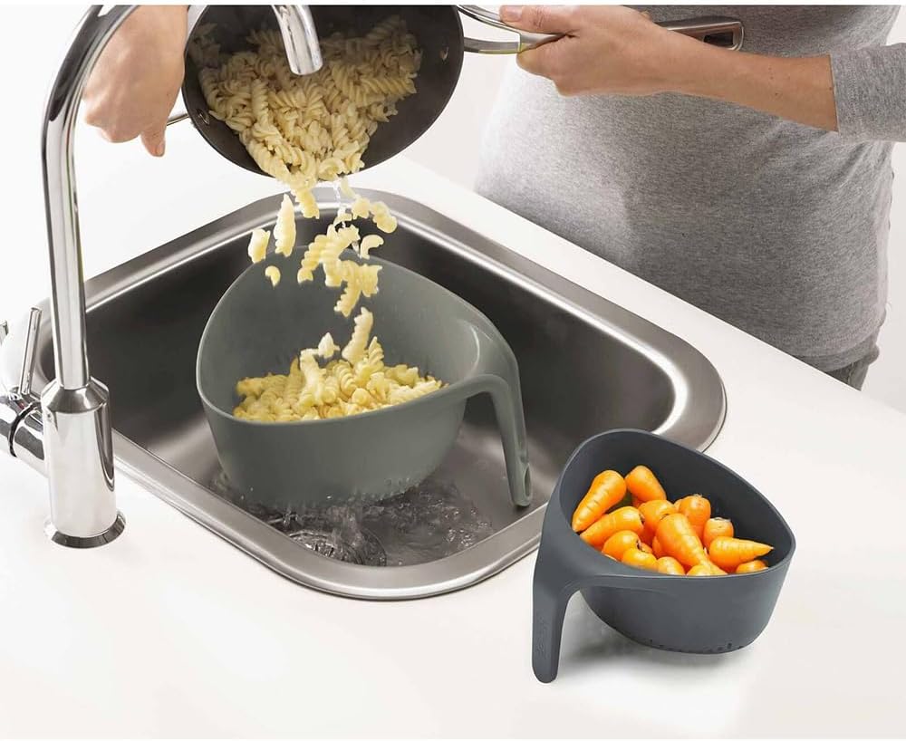 Colador Nest Joseph Joseph talla única gris
