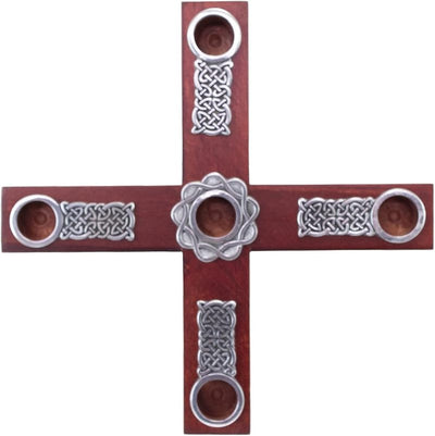 Coronas de adviento y cruces catedral
