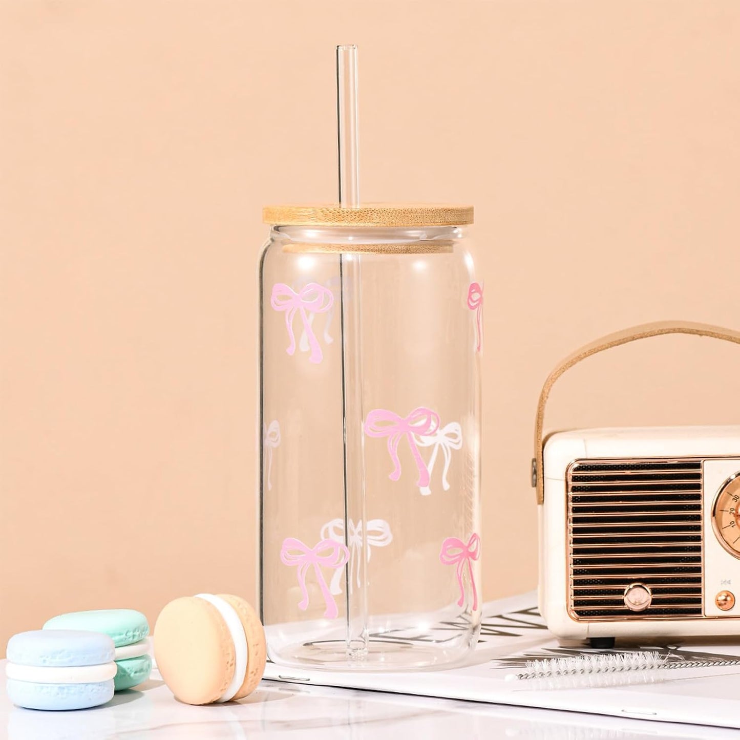 Taza cristal lazo rosa con tapa y pajita diseño femenino