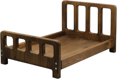 Soporte cama marrón para fotos de recién nacidos