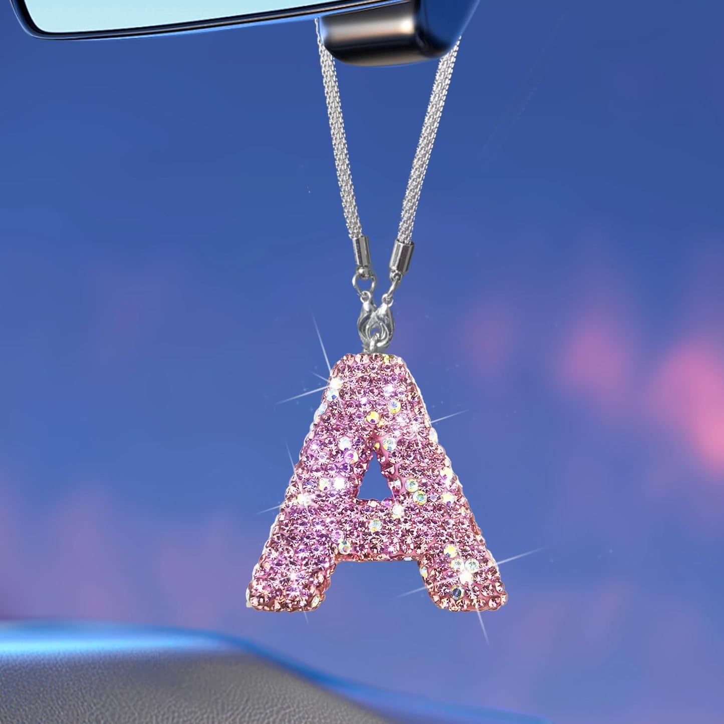Accesorios coche rosa con dije y espejo arcoíris