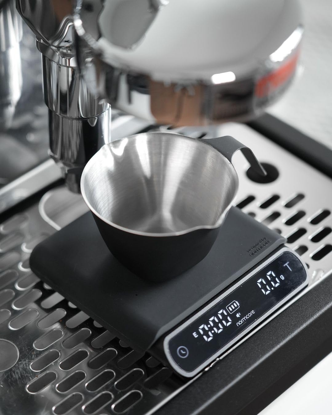 Taza medidora espresso con doble boquilla acero