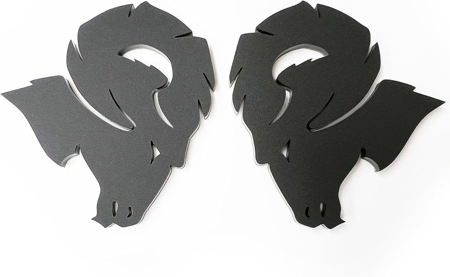 Emblema Hellcat para alerón Ram negro mate
