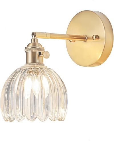 Lámpara pared vintage dorada pantalla tulipán cristal