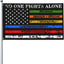 Bandera 3x5ft 'No One Fights Alone' para interiores y exteriores