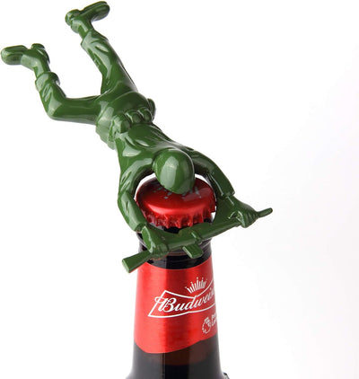 Abrebotellas 3D soldado verde para cerveza