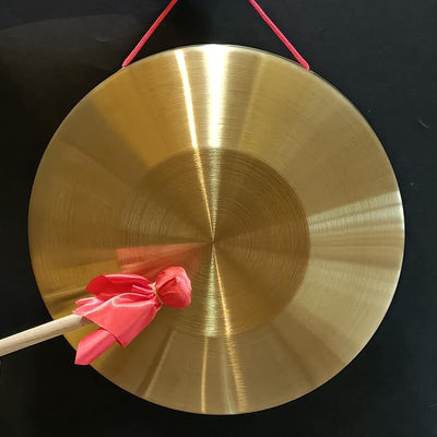 Gong de latón 14.2pulg con mazo y cinta roja para