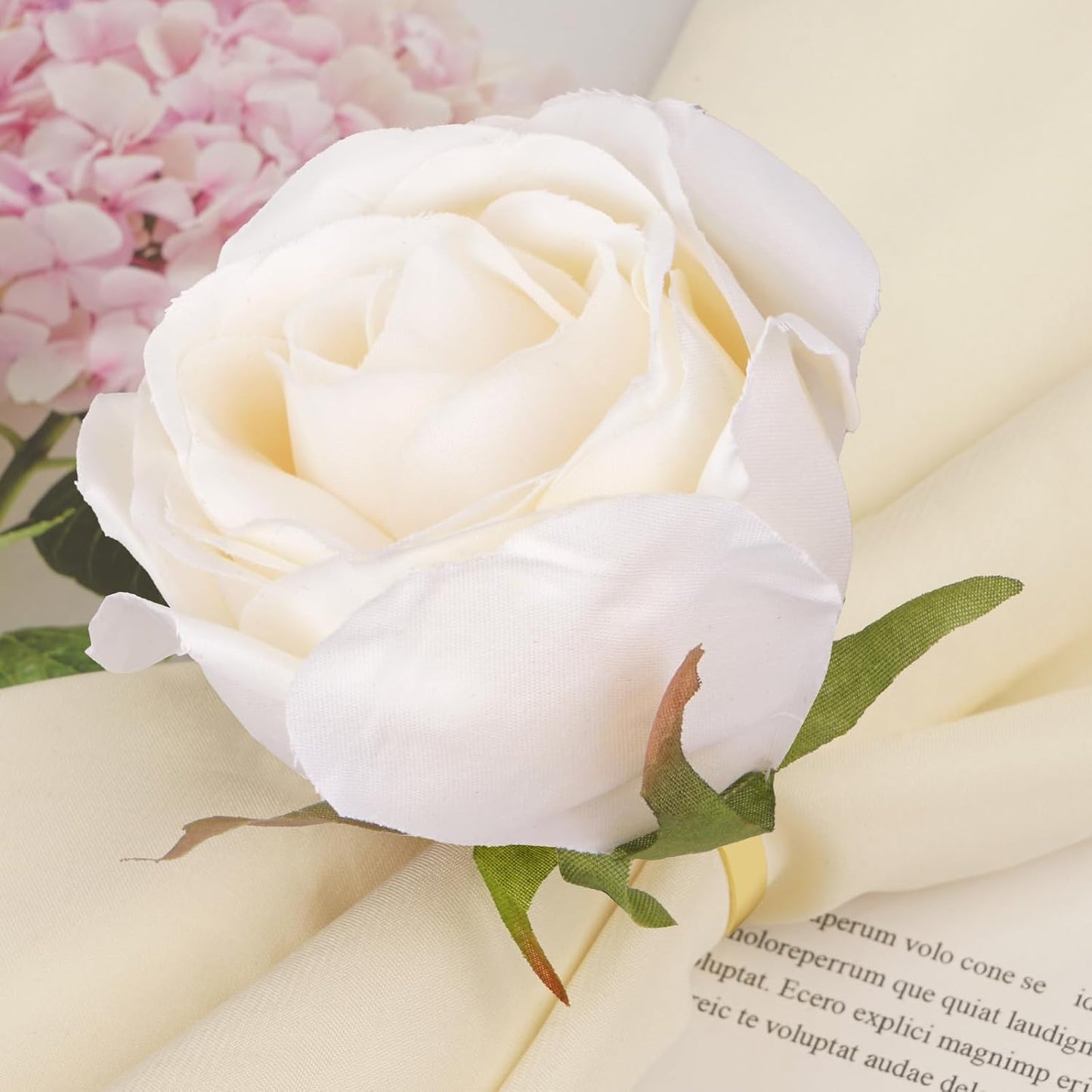 6 Servilleteros Rosas Blancas con Soporte Dorado