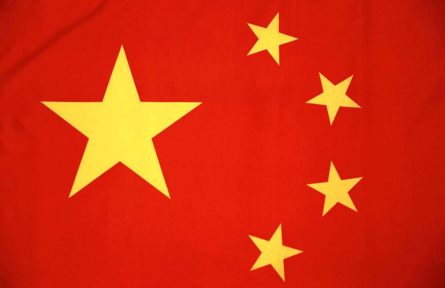 Bandera China 3x5 poliéster ojales latón doble costura