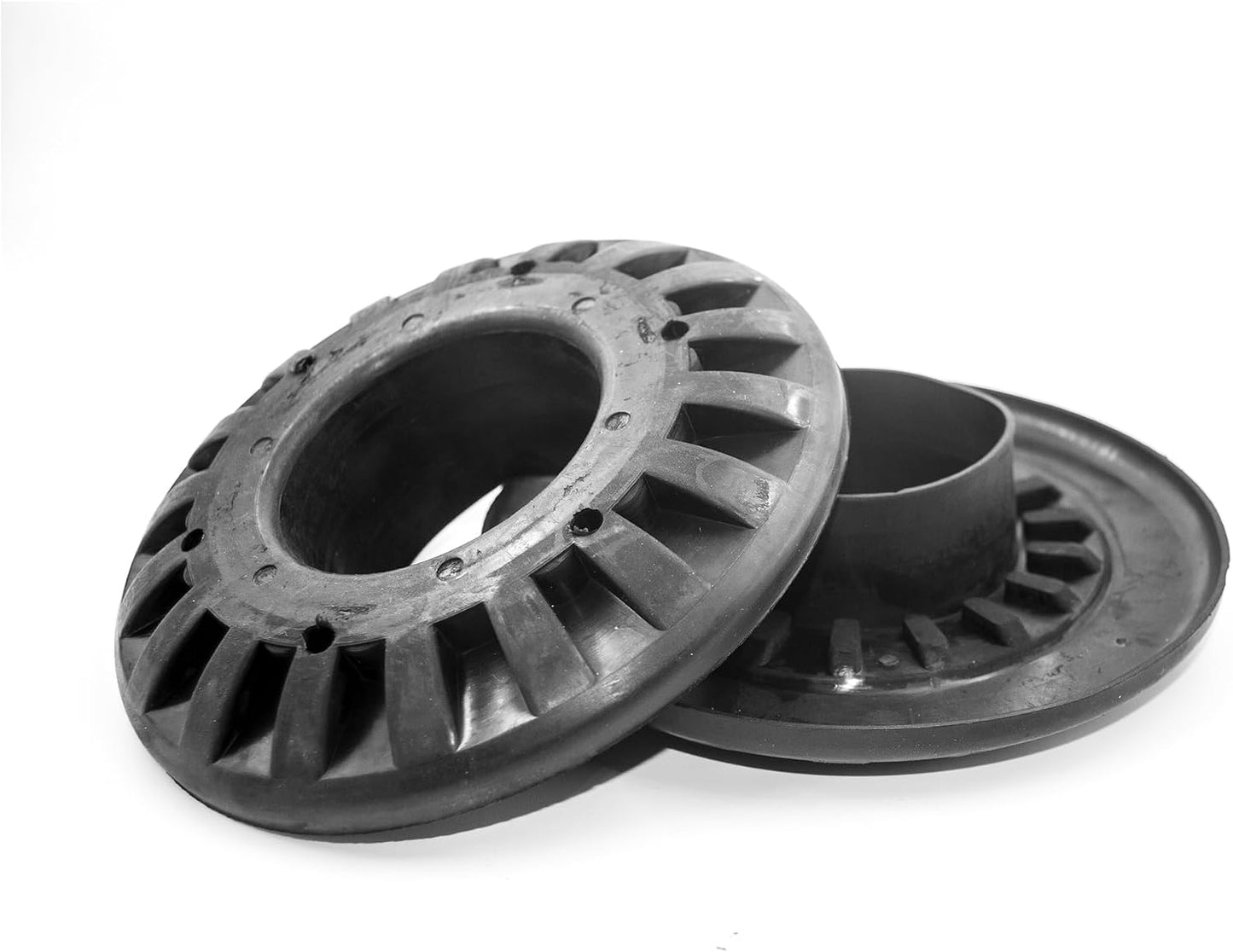 Aisladores resorte trasero comp Grand Cherokee 99-04