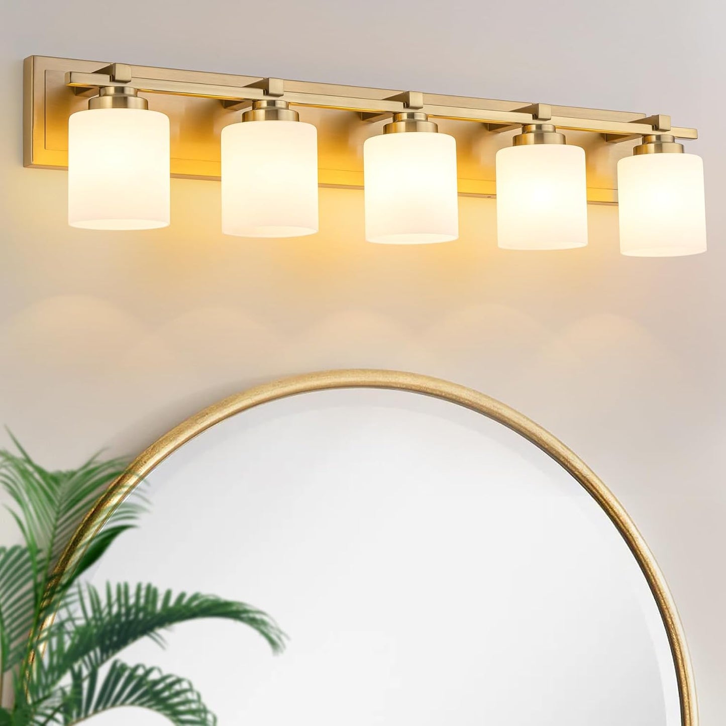5 Lámparas baño modernas latón pantalla vidrio blanco