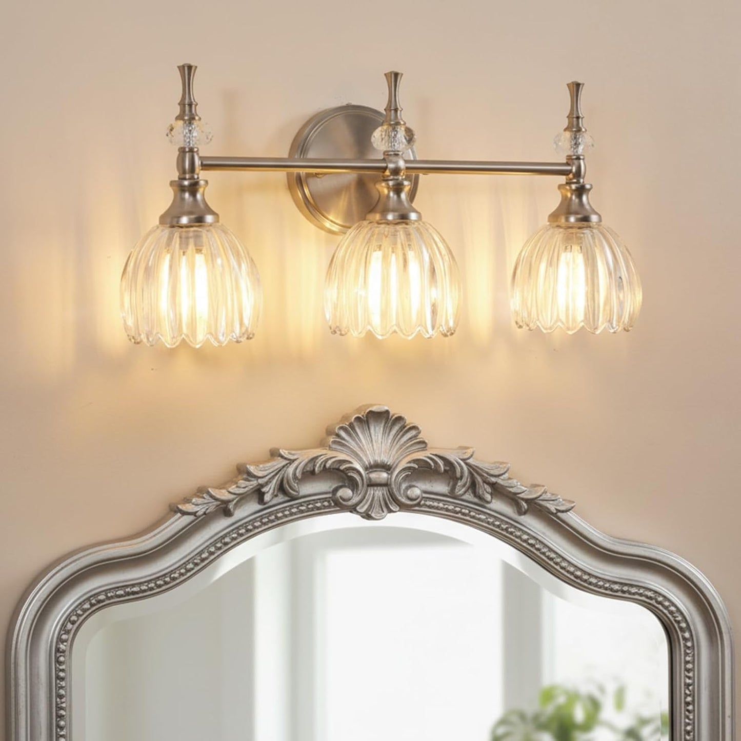 Lámpara tocador 3 luces níquel tulipán cristal